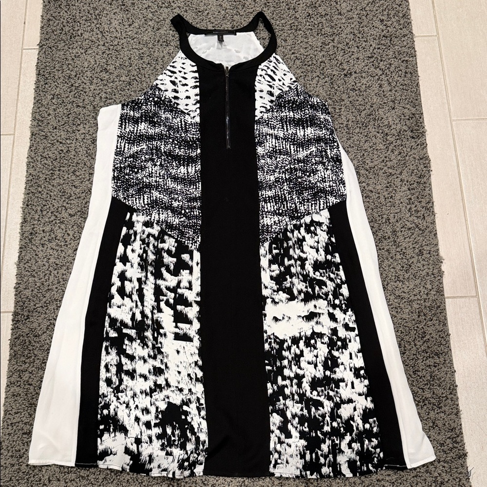 BGBG - Black & White Patterned Sleeveless Dress